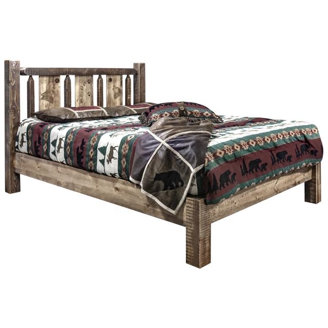 Homestead Platform Bed with Laser Engraved Wolf Design&#44; Stain & Clear Lacquer Finish - Queen Size