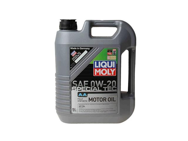 2208 5 Liter 0W-20 Special Tec AA Motor Oil