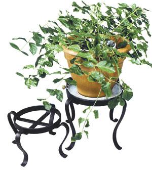 Patio Flowerpot Stand 12 in. H - Black