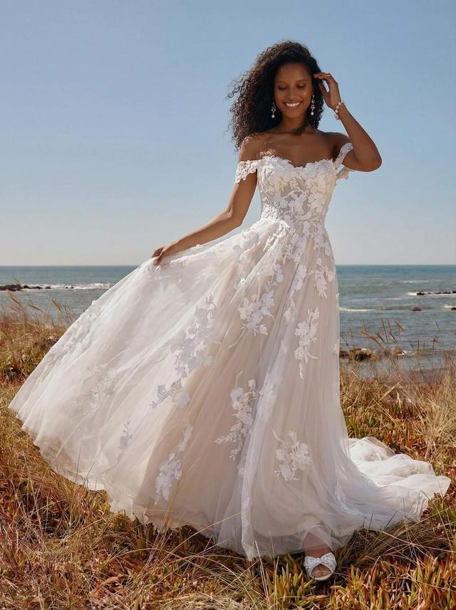 A-Line Off-The-Shoulder Tulle Lace Sweep Train Wedding Dress With Appliques Lace