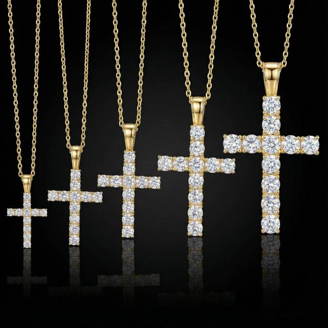 Round Cut Diamonds Cross Pendant in Gold