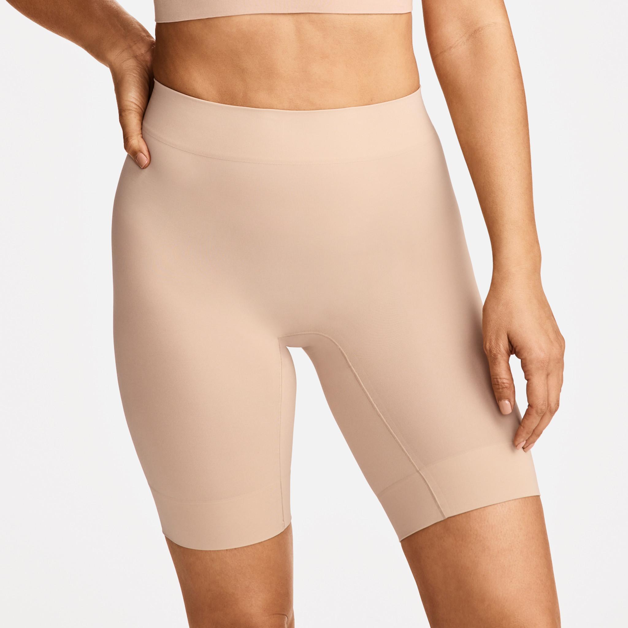 Jockey® Skimmies® Seamfree® Ultralight Smoothing Cooling Slipshort