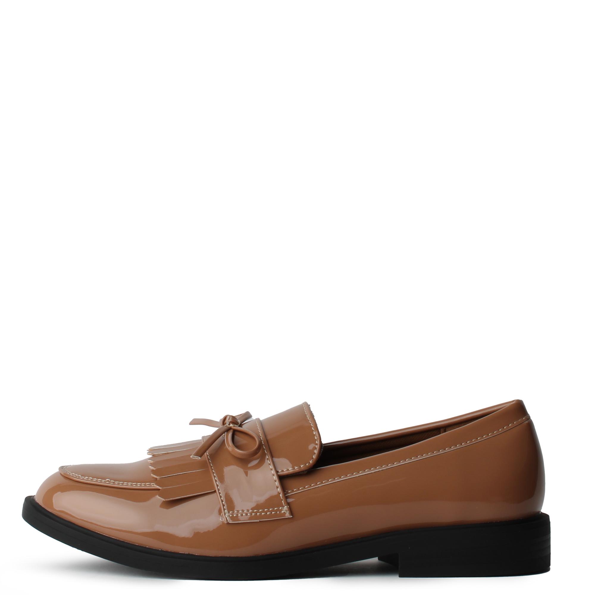 Women Toro-02 Fringe Loafer  Tan Flats 6 Tan
