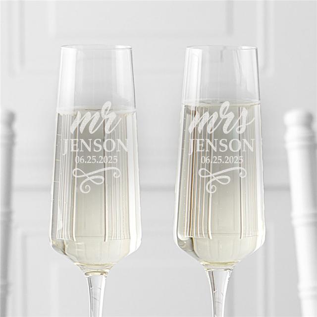 Engraved Mr. & Mrs. Champagne Estate Glasses Set