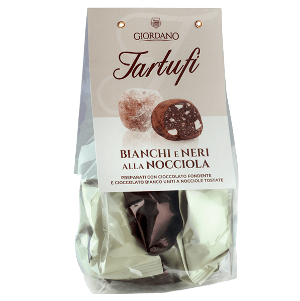 Truffes Blanches Et Noires Aux Noisettes