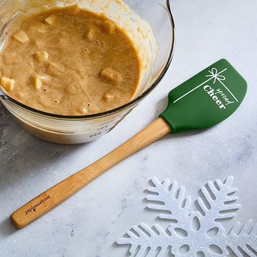 Pampered Chef Holiday Scraper