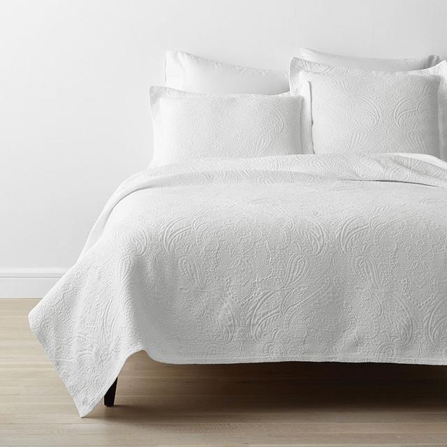 Hillcrest Cotton Matelassé Coverlet - White, Size Queen, Damask Medallion/Solid | The Company Store