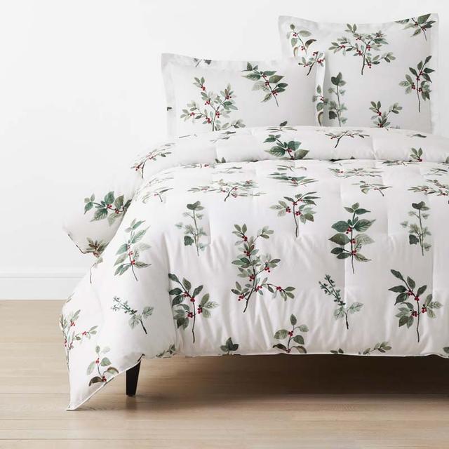 Floral Berry Classic Smooth Sateen Comforter - Green/Red/White, Size Twin XL, Medium Warmth | The Company Store