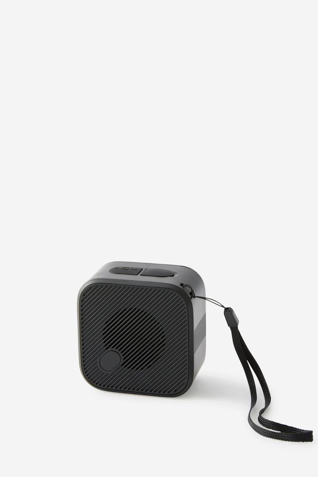 Typo - Partyproof Speaker - Black
