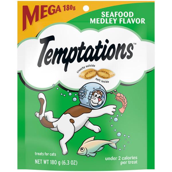TEMPTATIONS Classic Crunchy and Soft Cat Treats Seafood Medley Flavor - 6.3 oz