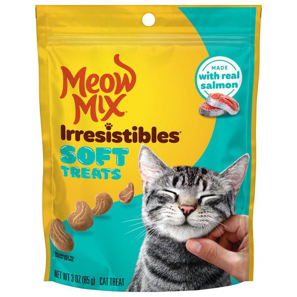 Meow Mix Irresistibles Cat Treats, Soft With Salmon, 3-Ounce - 3.0 oz