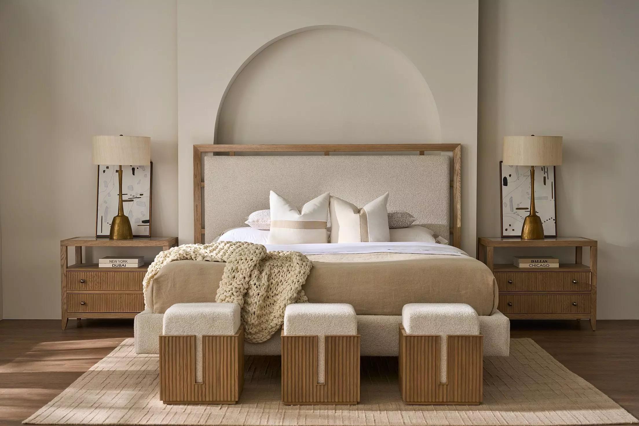 Winslow Skylark And Sheldon Ivory Upholstered Panel Bedroom Set