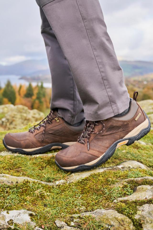 Pioneer II Mens Waterproof Extreme Leather Hiking Shoes - Brown