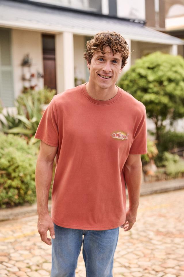 Chase Mens Graphic Relaxed T-Shirt - Orange
