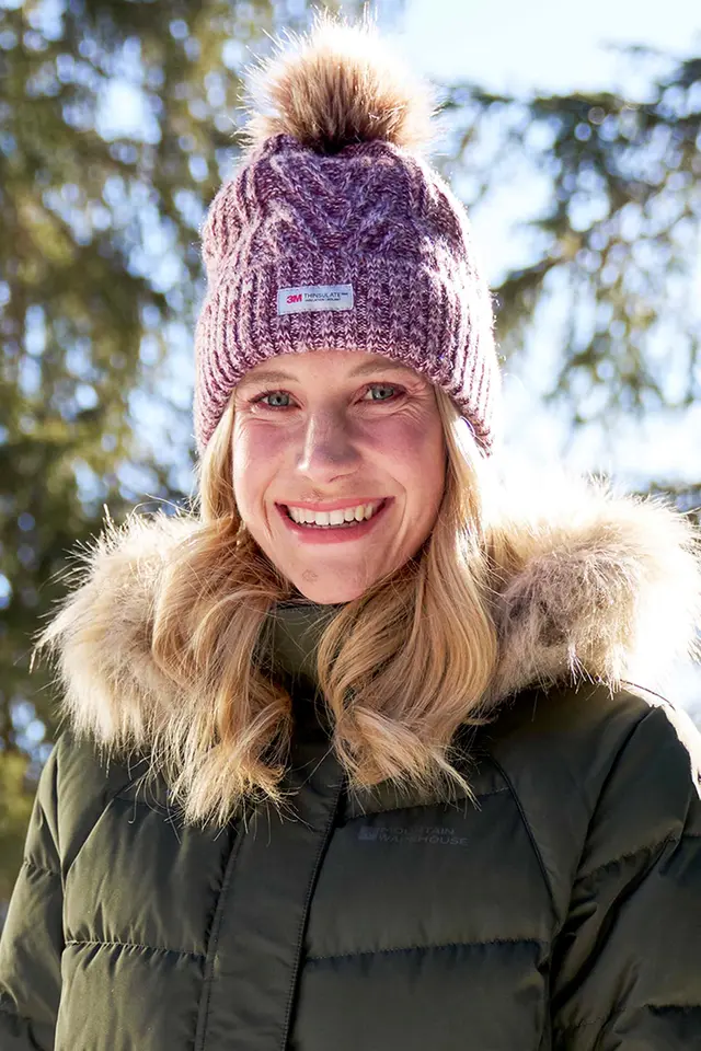 Womens Thinsulate Beanie - Burgundy