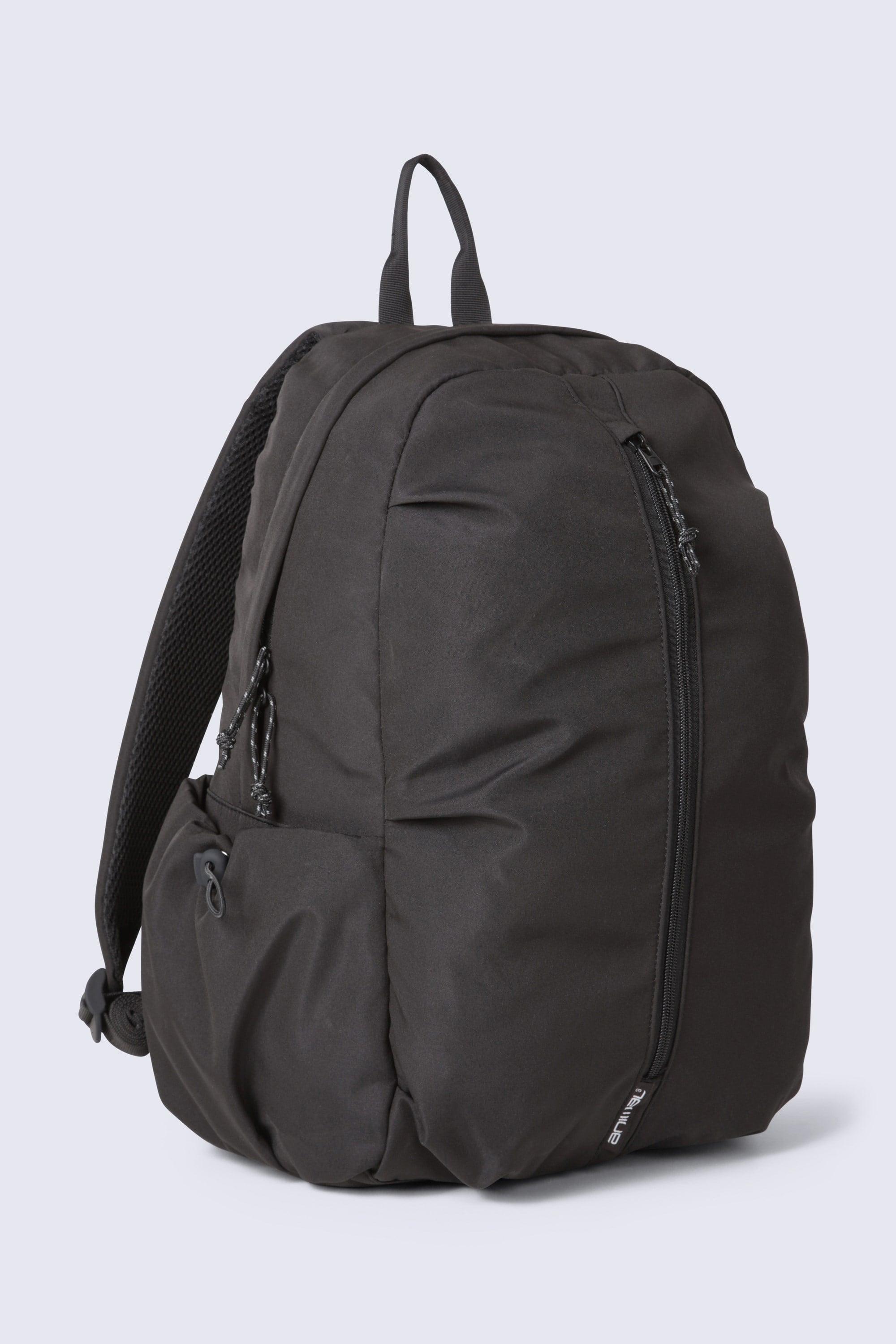 Front Zip Backpack 17L - Black