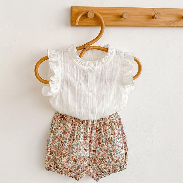 TEMU Two-piece Summer Outfit For Babies, Including A T-shirt And Shorts, Designed For And , Suitable 0-3 Years, Featuring A Short-sleeved Style Korean Fashion, For Outdoor