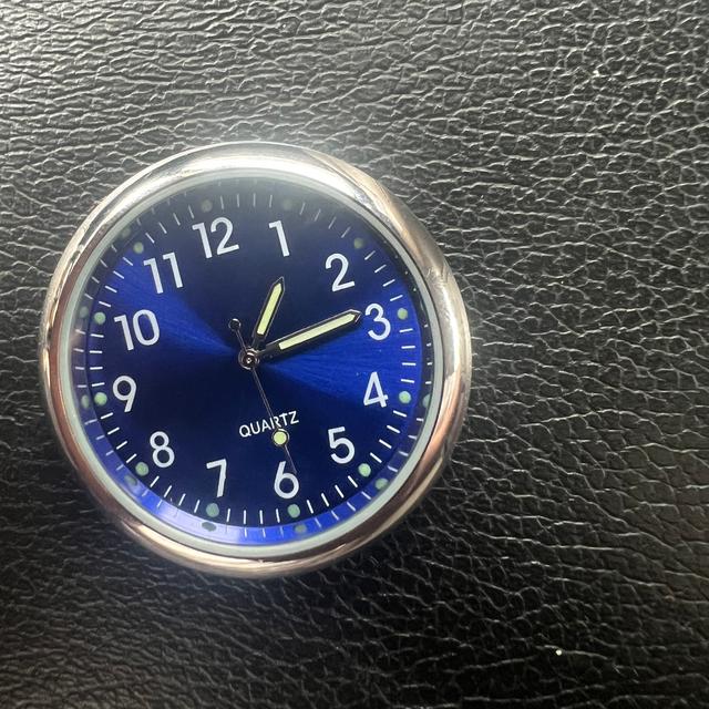 TEMU New High-end Car Clock Quartz Clock Car Pointer Luminous Car Clock