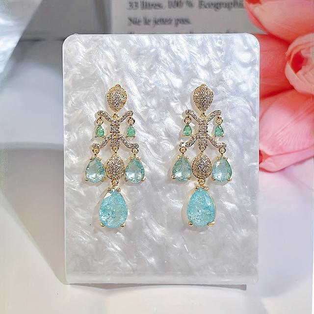TEMU Un par de aretes deslumbrantes de circonita sintética azul con diseño de , con borlas, perfectos para que las mujeres los usemos con elegantes vestidos de .