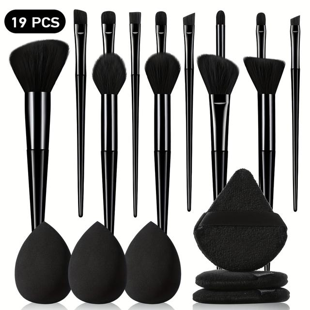 TEMU 19pcs High-quality Makeup Brush Set With Synthetic Bristles, Including Foundation Brushes, Beauty Sponges & Triangular Powder – Portable For All Light Beige Types. Eyeshadow/powder Contouring Kit