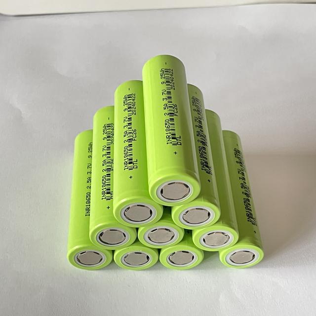 TEMU Bateria de Lítio Recarregável Tipo Digital 18650 de , Adequada para Diversos Aparelhos