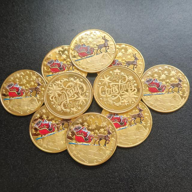 TEMU Une collection de 10 pièces commémoratives de Noël avec un traîneau de doré et Père Noël
