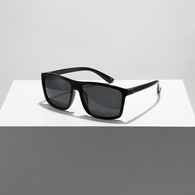 TEMU Stylowe męskie okulary przeciwsłoneczne | Oprawka poliwęglanowa z soczewkami Tac, ochrona, normalny rozmiar (132-138 mm)