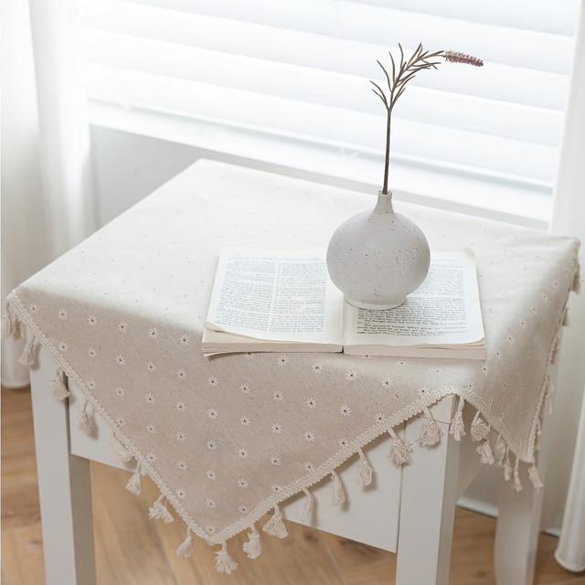 TEMU 1 шт. Біла скатертина з хризантемами та бахромою - Квадратна елегантна скатертина для обіднього столу та чайного столика, 60x60 см/23.6 дюйма або 90x90 см/35.4 дюйма, машинне - Декоративна