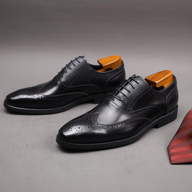 TEMU أحذية أكسفورد كلاسيكية للرجال من الجلد الطبيعي - أحذية رسمية مريحة للعمل مع تطريز بروجيكاتي رقيق للعمل، والزفاف، والمناسبات الرسمية، أحذية رسمية | نمط أكسفورد كلاسيكي | نعل مطاطي متين