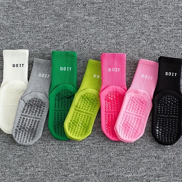 TEMU 3/7 de Calcetines de Fitness para Mujer, Calcetines de Yoga Modernos la Pantorrilla, Calcetines Deportivos Transpirables