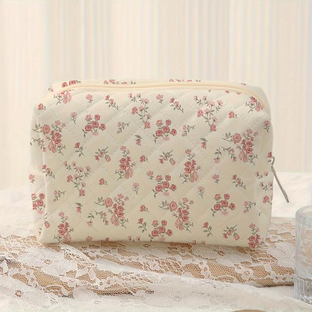 TEMU Floral Pattern Polyester Cosmetic Bag Set Of 1, Portable Makeup Organizer With Quilted Design, Lightweight Multifunctional Zippered Storage Pouch For Travel - Random Print