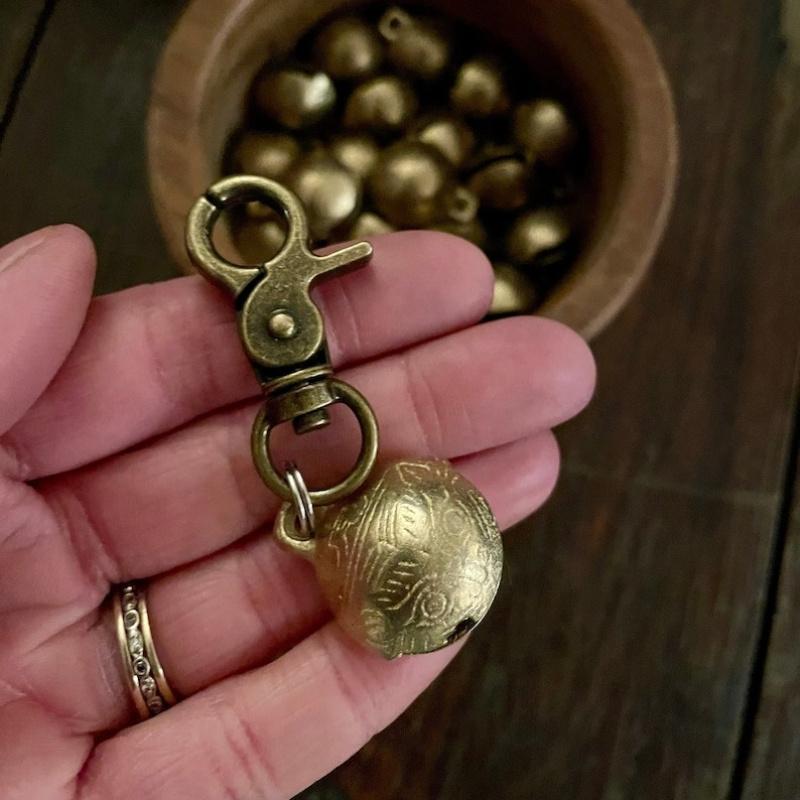 TEMU 1pc Of Pet Collar Bell - Bronze Bell - Hiking Dog Alert Bell - Bear Bell, Without Battery
