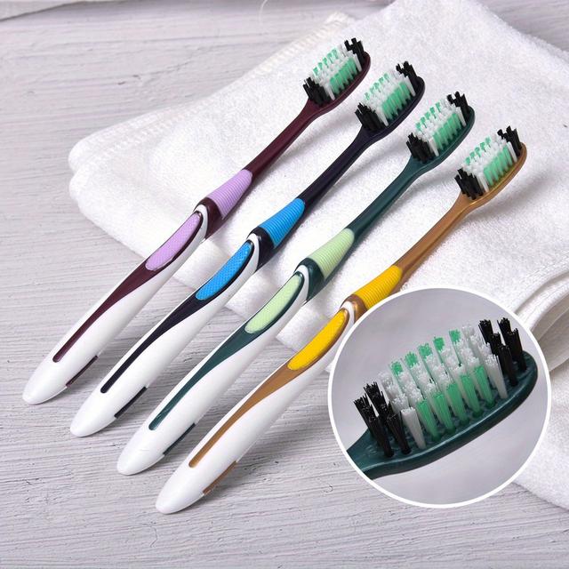 TEMU Halloween Weihnachten 4er-Set Mittelharte Polyester-Borsten Zahnbürsten mit Großem Kopf - Ideal für Paare, männliche und weibliche Studenten, Familiengebrauch