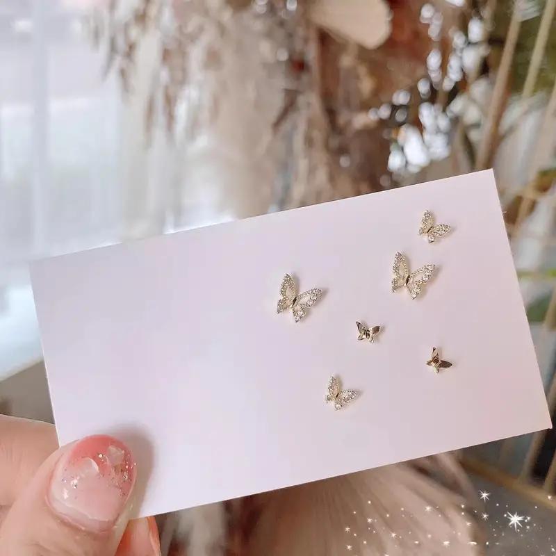 TEMU 3 Pares de Exquisitos Pendientes de Botón con Diseño de Mariposa Dorada y Decoración Brillante de Zirconia Sintética, Pendientes de Aleación Estilo Y2K - Regalo para Mujeres