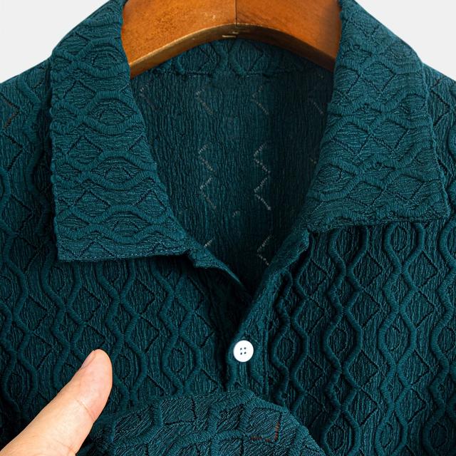 TEMU 남성용 자카드 니트 반팔 폴로 셔츠, 스타일리시하고 편안한 캐주얼 웨어, 야외 활동 및 소셜 이벤트에 적합합니다. 부드럽고 통기성이 뛰어난 원단으로 착용감이 좋습니다.