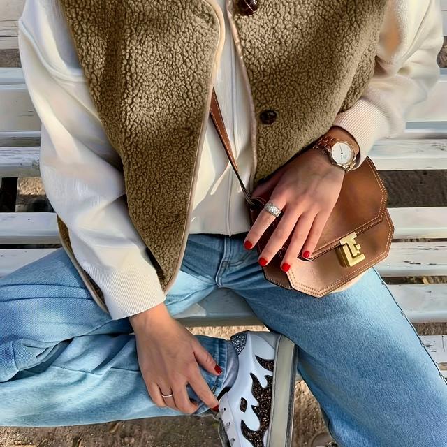 TEMU Gilet Doublé Style Français pour Femme Automne/Hiver 2025, Couleur Unie, Col Rond, Gilet en Peluche Teddy Boutonné, Gilet Élégant en Fausse Fourrure pour Femme