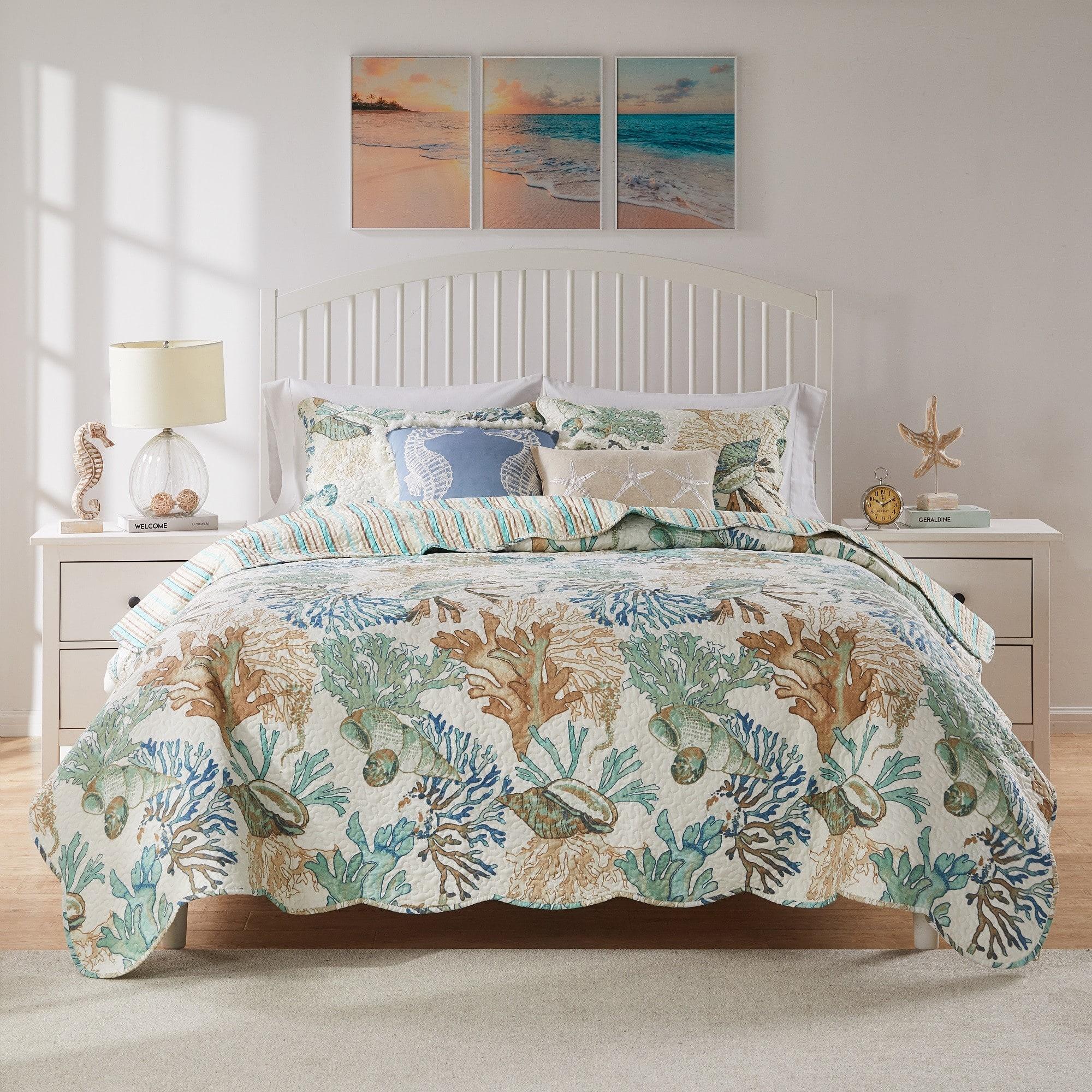 Barefoot Bungalow - Atlantis Quilt and Pillow Sham Set - 4-Piece - Twin/XL 68x88" - Jade