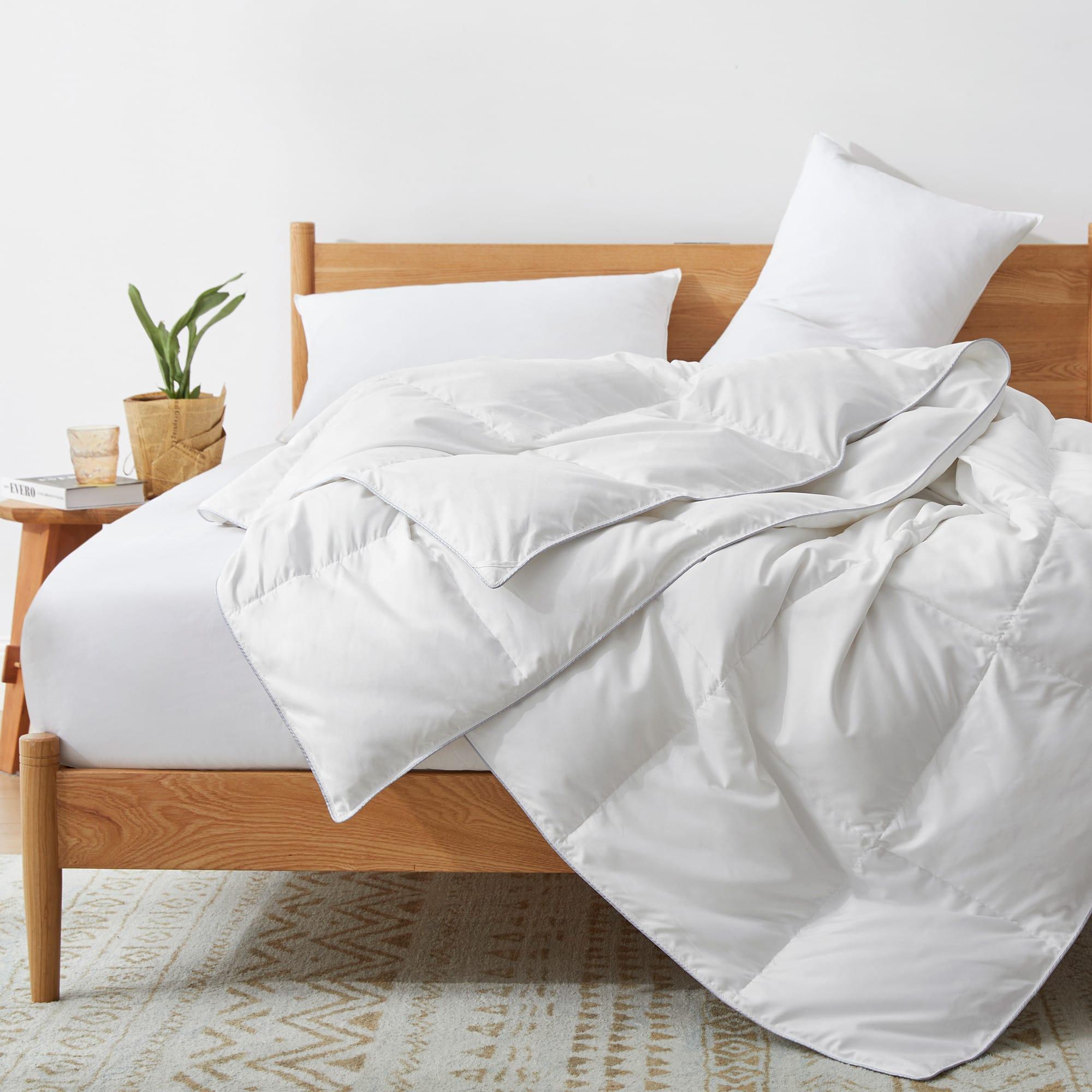 Peace Nest - Lightweight Summer Goose Down Feather Fiber Comforter Duvet Insert, California King - White
