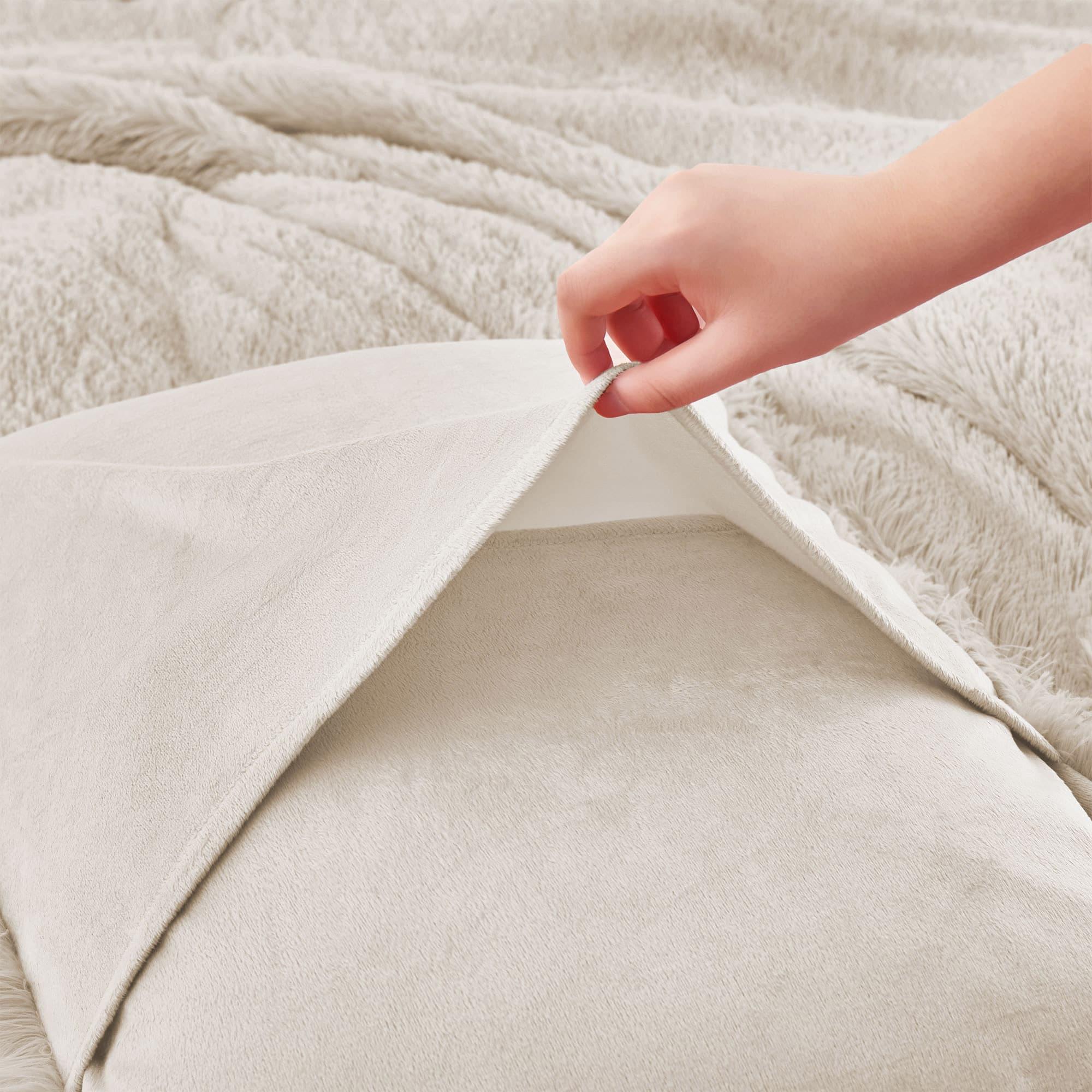 Peace Nest - Shaggy Plush Comforter Set Faux Fur with Velvety Reversible Backing, Queen - Beige