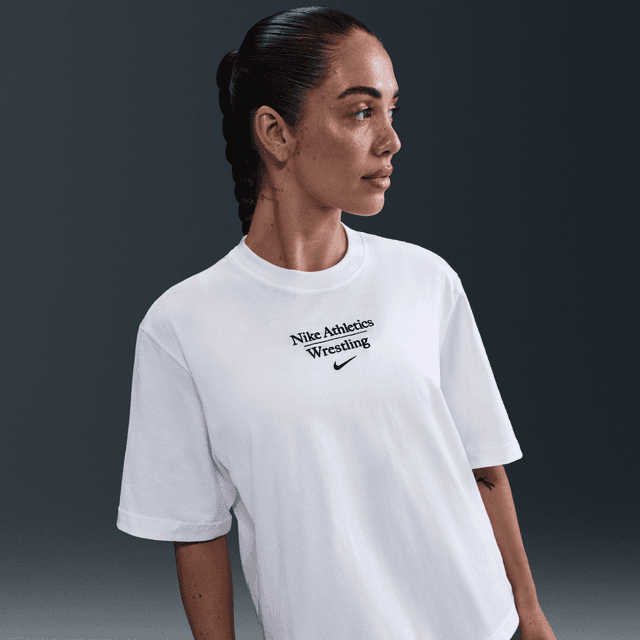 Nike Women's Wrestling Boxy T-Shirt in White | APS520NAWR-WHT