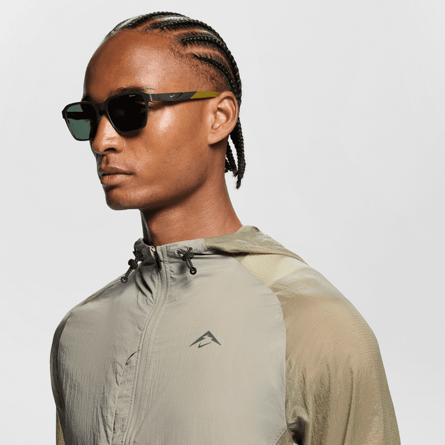 Nike Men's Radeon Valor P Polarized Sunglasses in Green | IO0104X-355