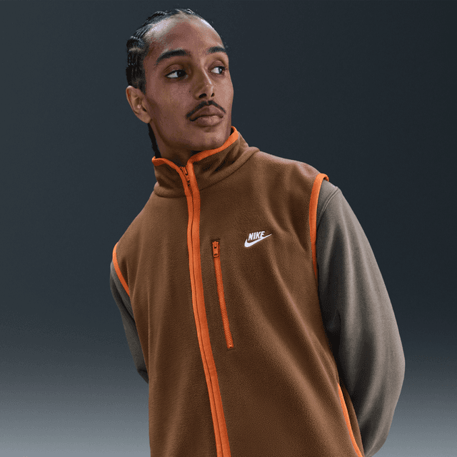 Men's Nike Sportswear Club Winterized Vest in Brown | HV1446-235