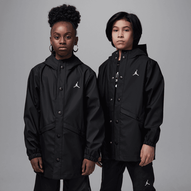 Jordan Big Kids' Rain Jacket in Black | 95D331-023