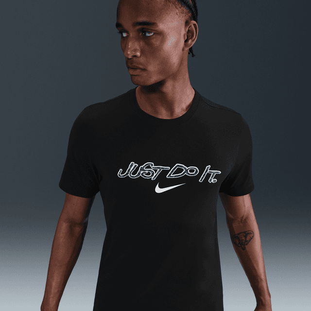 Nike Men's Dri-FIT Training T-Shirt in Black | HV4125-010