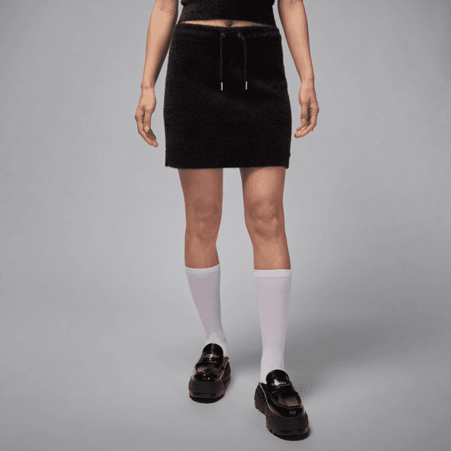 Women's Air Jordan Miniskirt in Black | HQ9178-010