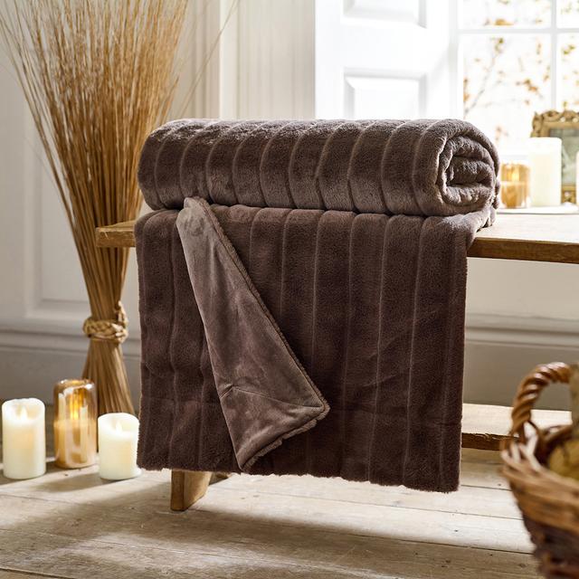 Deyongs Hockley 150x200cm XL Throw Mocha