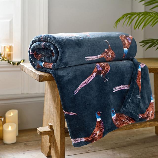The Lyndon Company Pheasant 140x180cm Throw Navy