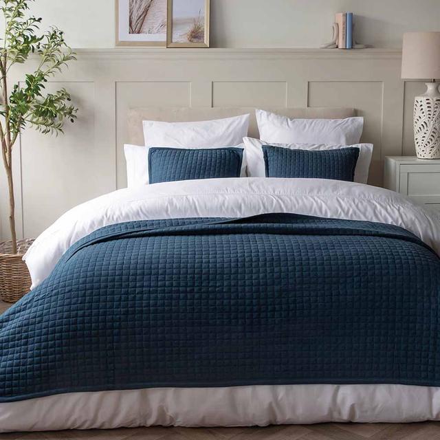 Belledorm Belledorm Crompton Throw Navy 150 X 200Cm - Size Standard
