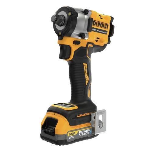 Dewalt 20V MAX Brushless Lithium-Ion 1/2 in. Cordless Compact Impact Wrench Kit (1.7 Ah)