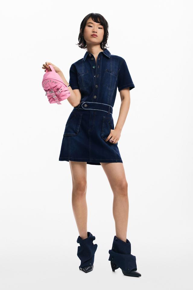 Robe en jean courte avec ceinture